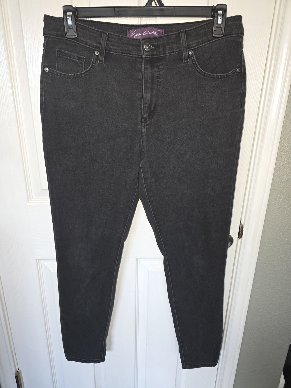 Gloria Vanderbilt Black Skinny Jeans - Classic High-Rise